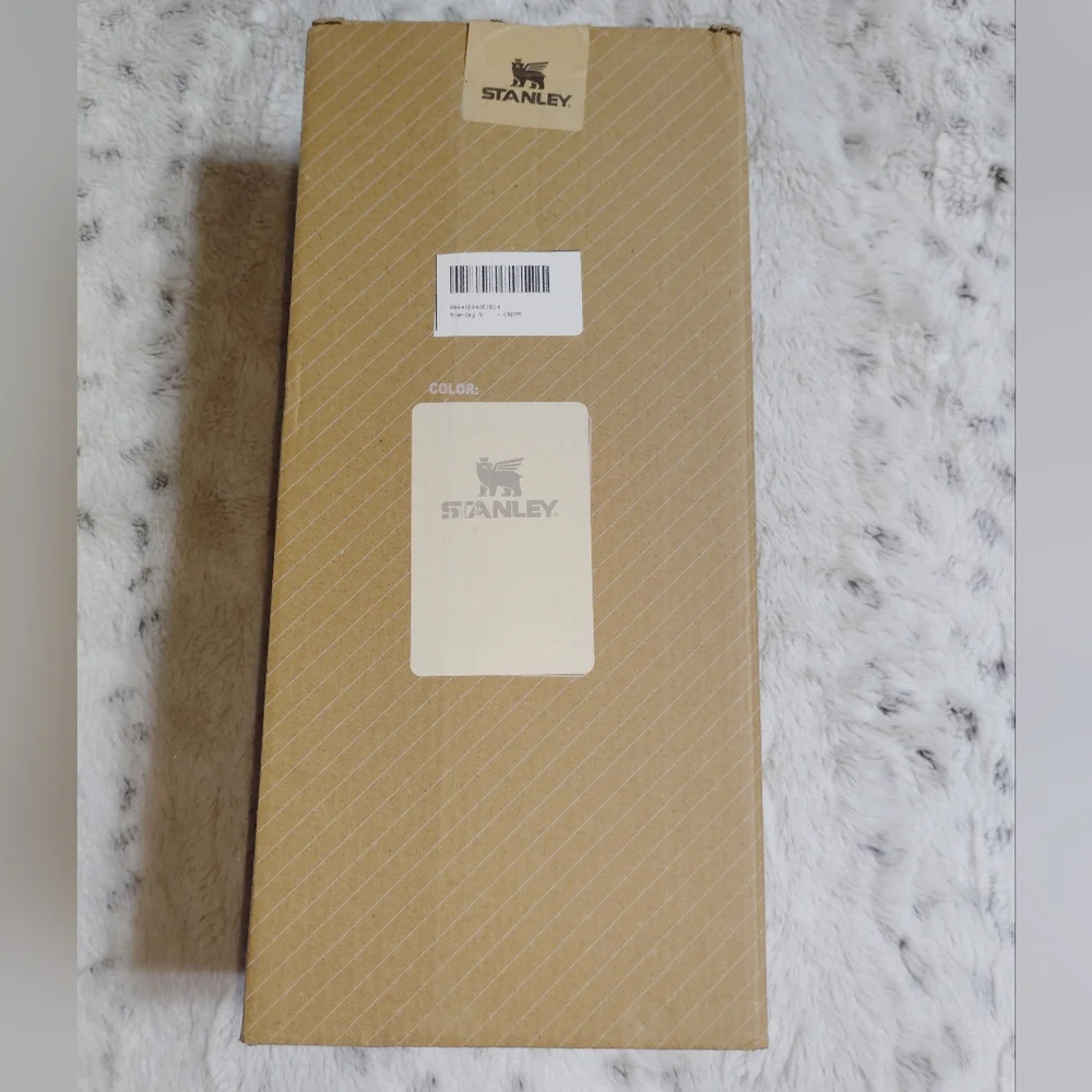 The Quencher H2.0 Flowstate™ Tumbler | 40 OZ  Stanley